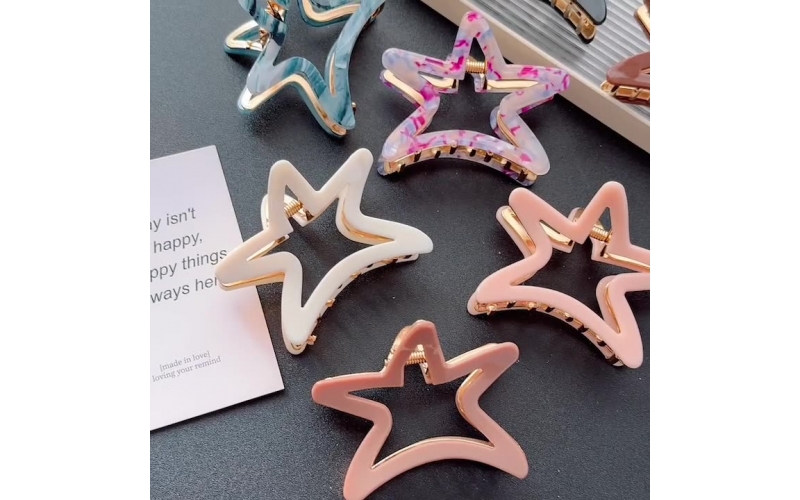 St Future Nearly Unbreakable Claw Hair Clips That Look Great  display picture 3