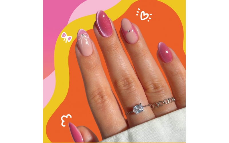 St Future Flexible Artificial Nails Crease Resistant No crease after bending